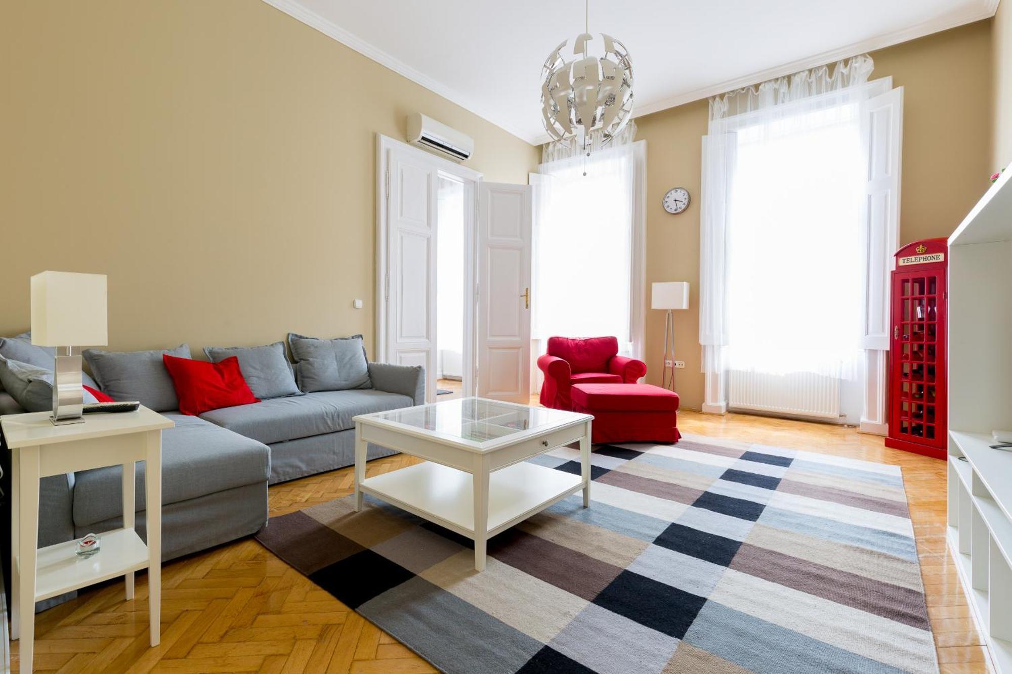 Bpm-Apartment Kiraly Boedapest Buitenkant foto